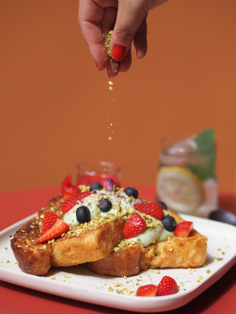 Photographie culinaire de la brioche perdue chez Contrastes Paris